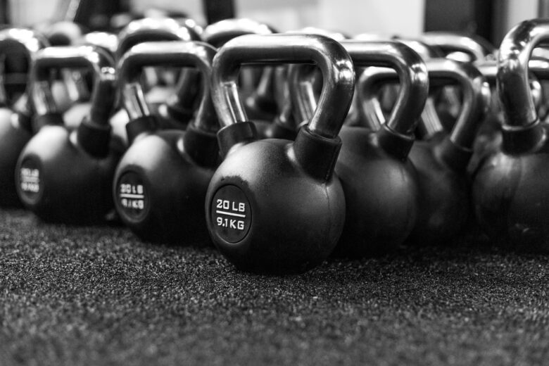 ワックス、コーティング剤 ケトルベル 12kg PVCコーティング 音軽減 キズ防止 体幹トレーニング 使ってみた感想
